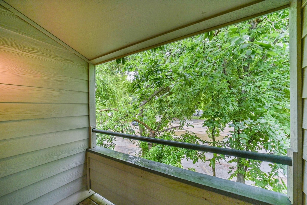 5917 Fairdale Lane - Photo 34