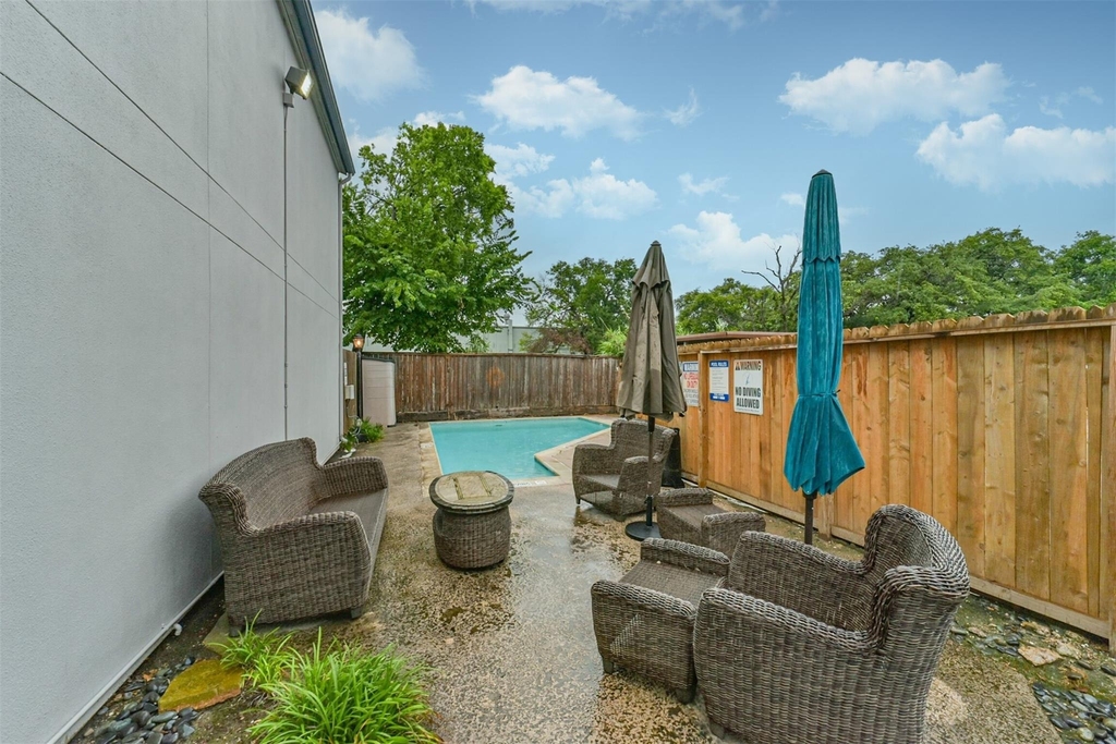 5917 Fairdale Lane - Photo 10