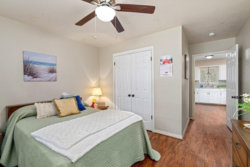 401 E Main Street - Photo 9
