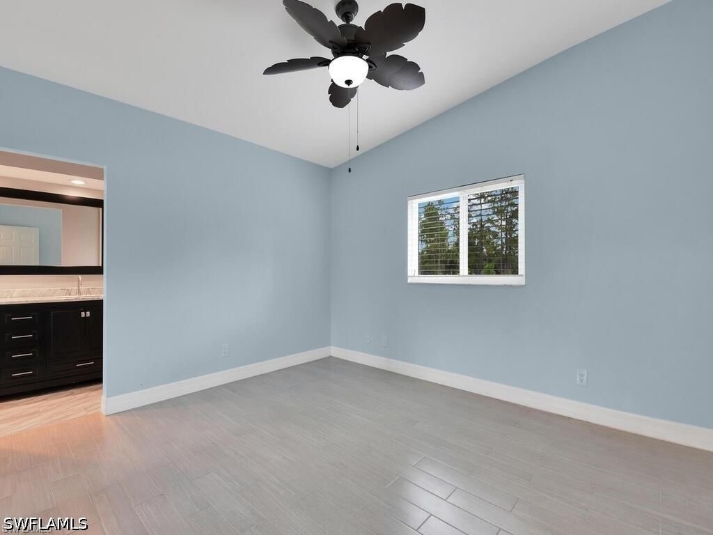 260 12th Street Se - Photo 17