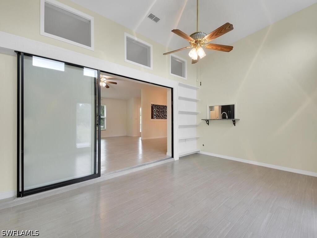 260 12th Street Se - Photo 21