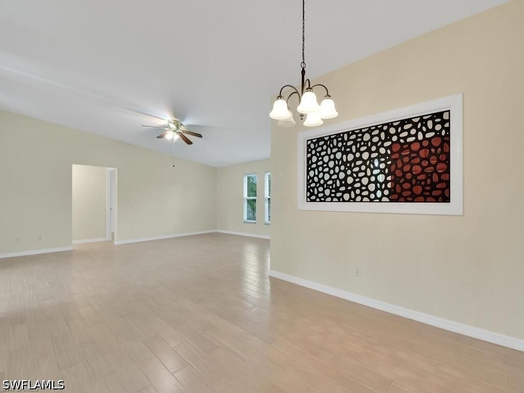 260 12th Street Se - Photo 4