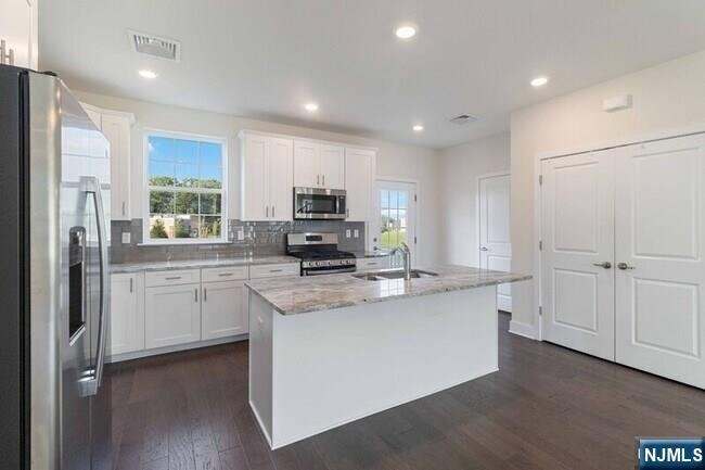 28 Colgate - Photo 5