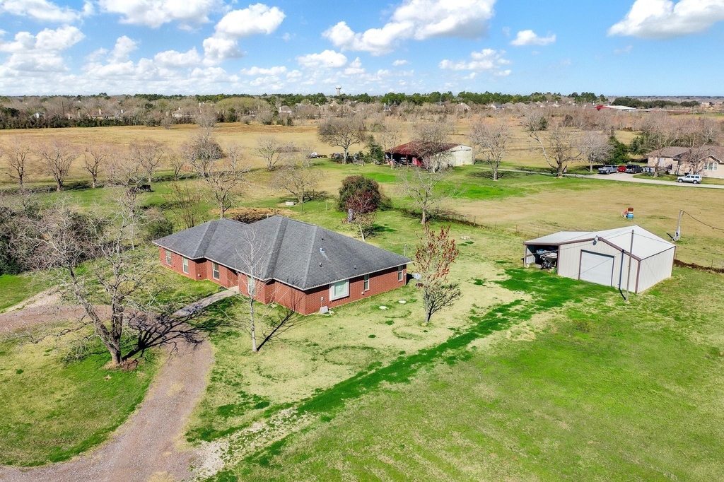 15815 Merle Road - Photo 11