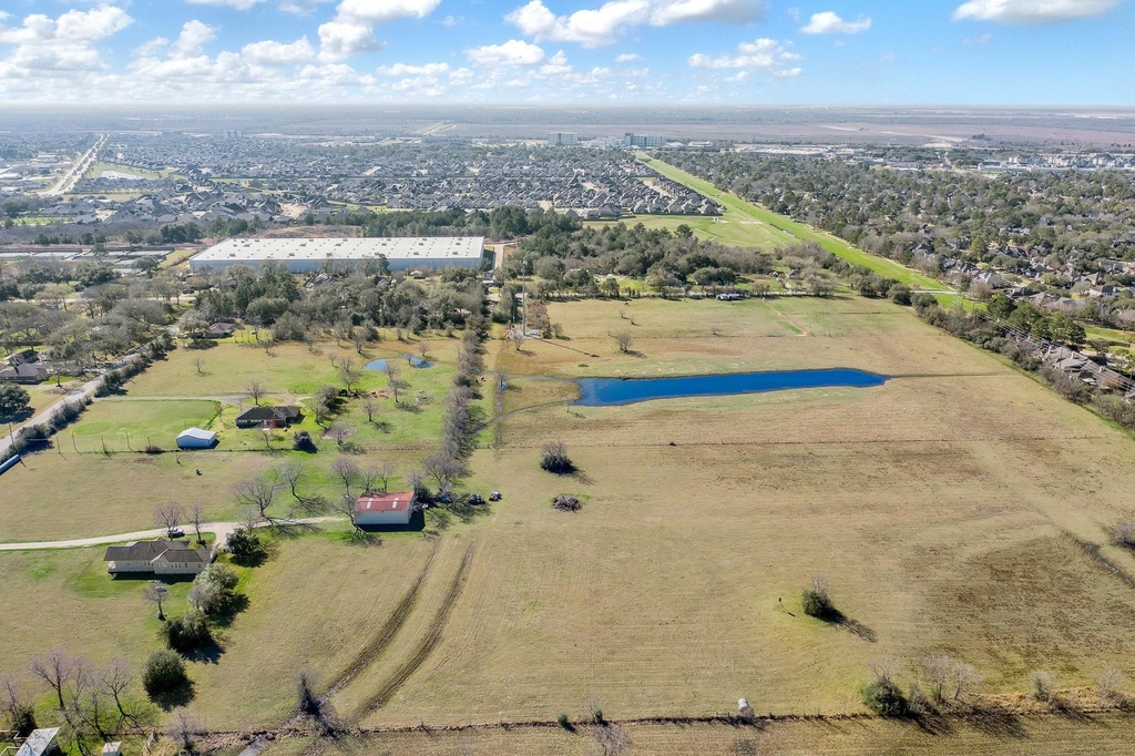 15815 Merle Road - Photo 10