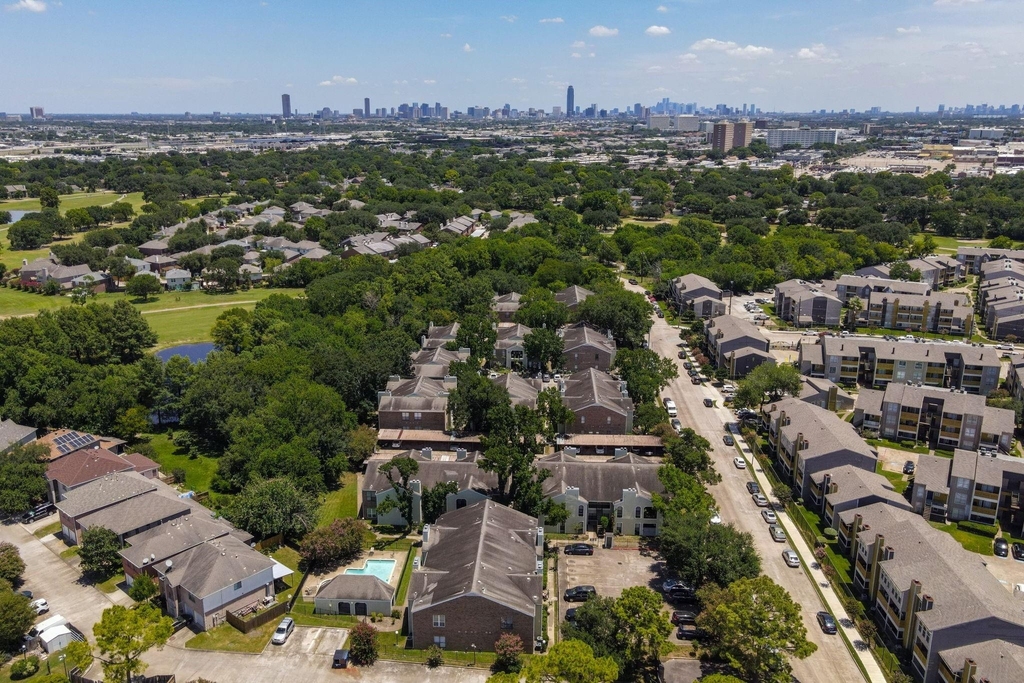 6602 Harbor Town Drive - Photo 20