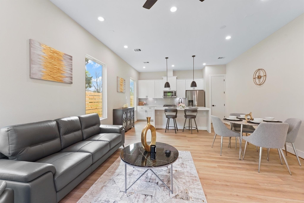 2131 Blalock Road - Photo 4
