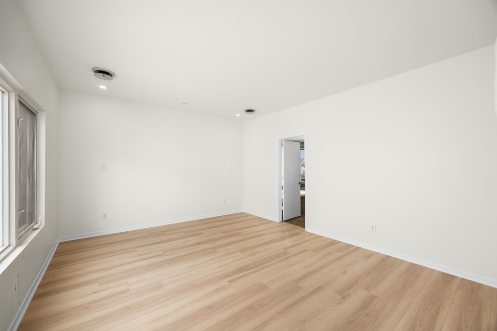 5632 Kiam Street - Photo 9