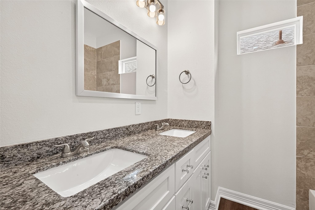 418 4th Street - Photo 16