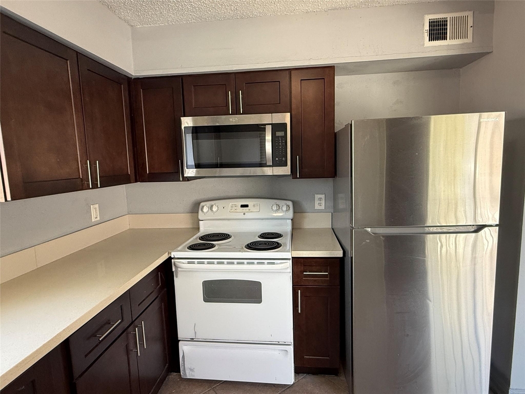 12200 Overbrook Lane - Photo 3