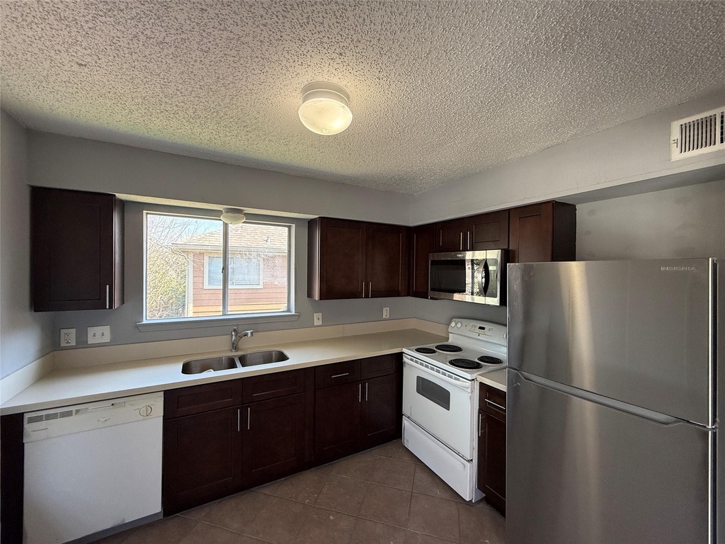 12200 Overbrook Lane - Photo 1