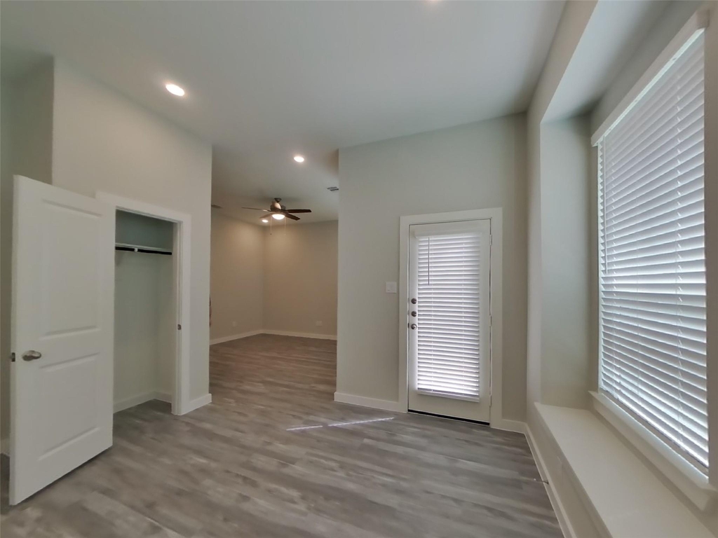 22709 Terrazzo Drive - Photo 3