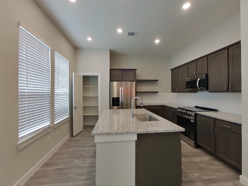 22709 Terrazzo Drive - Photo 4