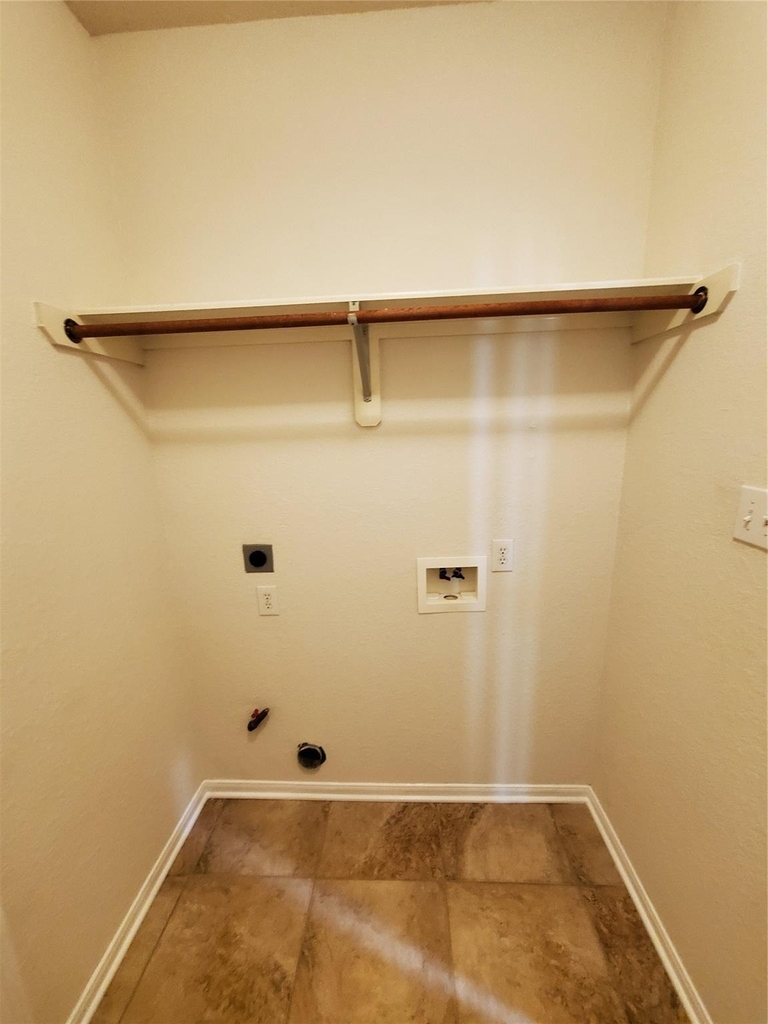 2715 Falling Forest Court - Photo 36