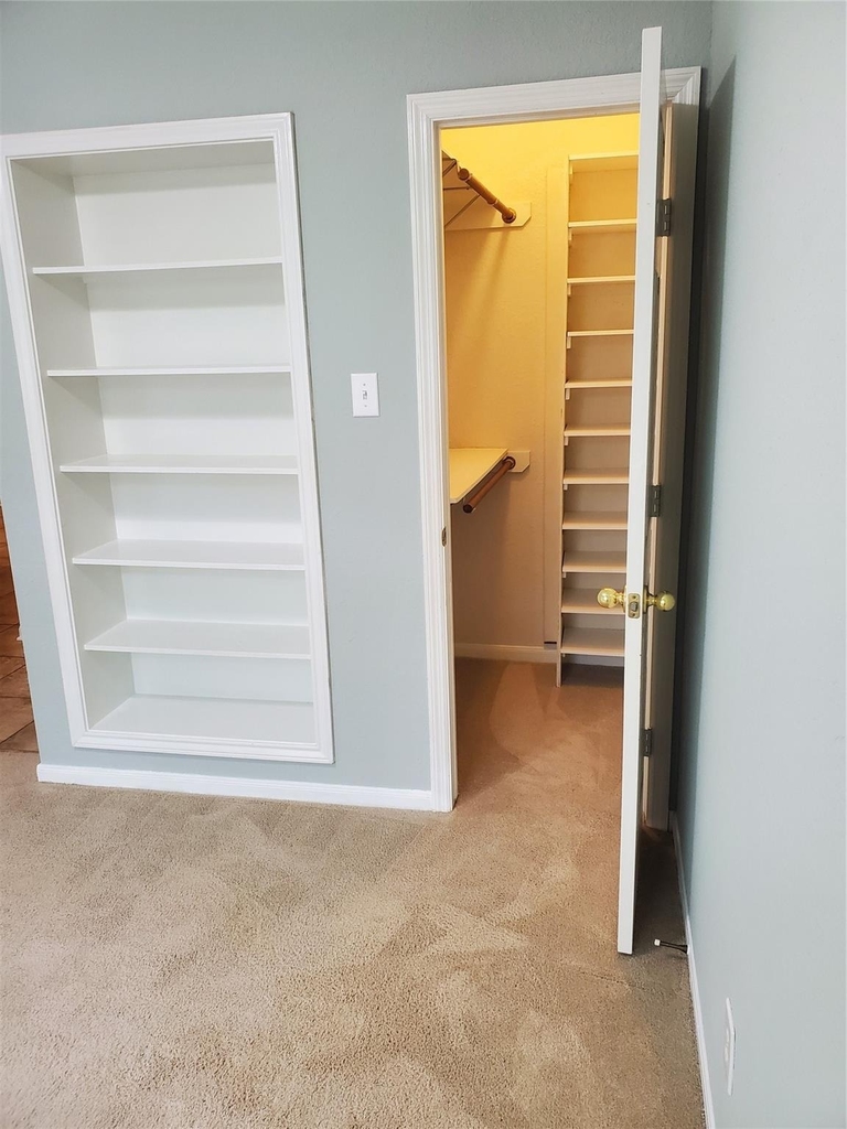 2715 Falling Forest Court - Photo 11