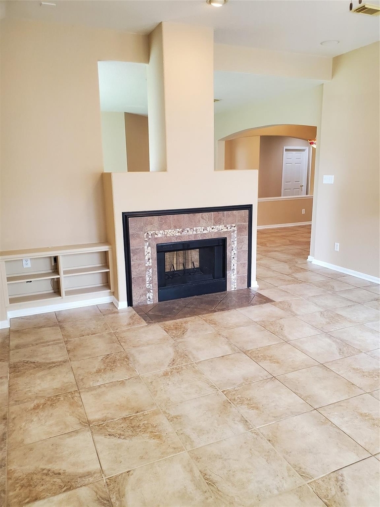 2715 Falling Forest Court - Photo 16