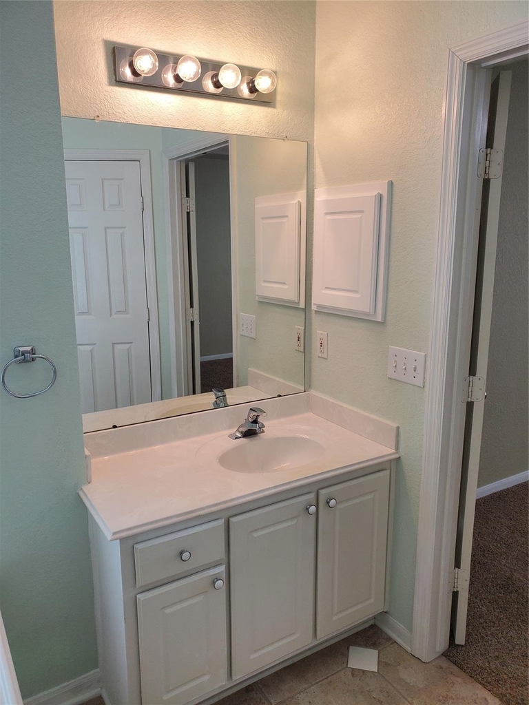 2715 Falling Forest Court - Photo 32