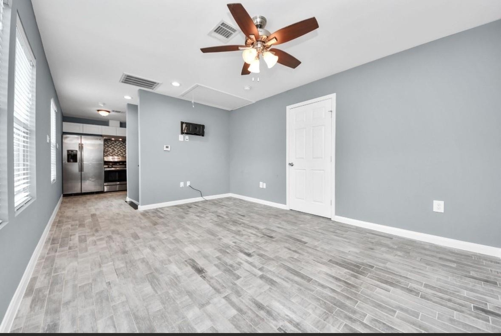 109 N Eastwood Street - Photo 4