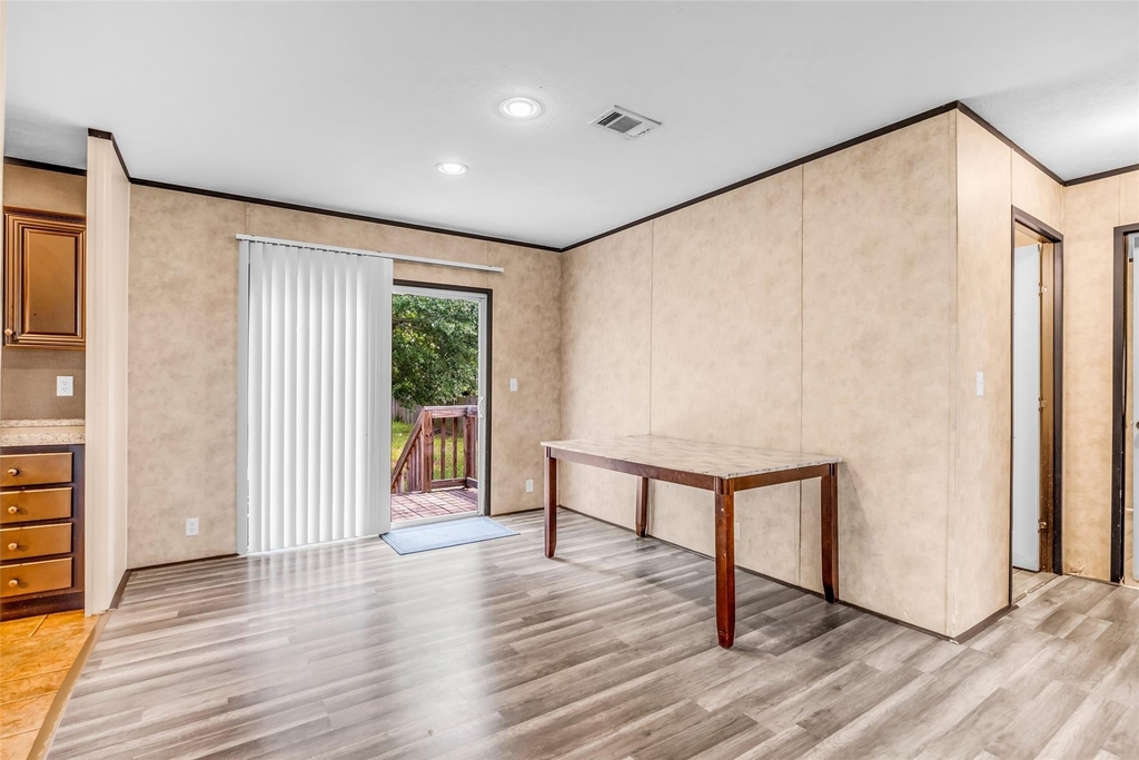15158 Schank Road - Photo 3
