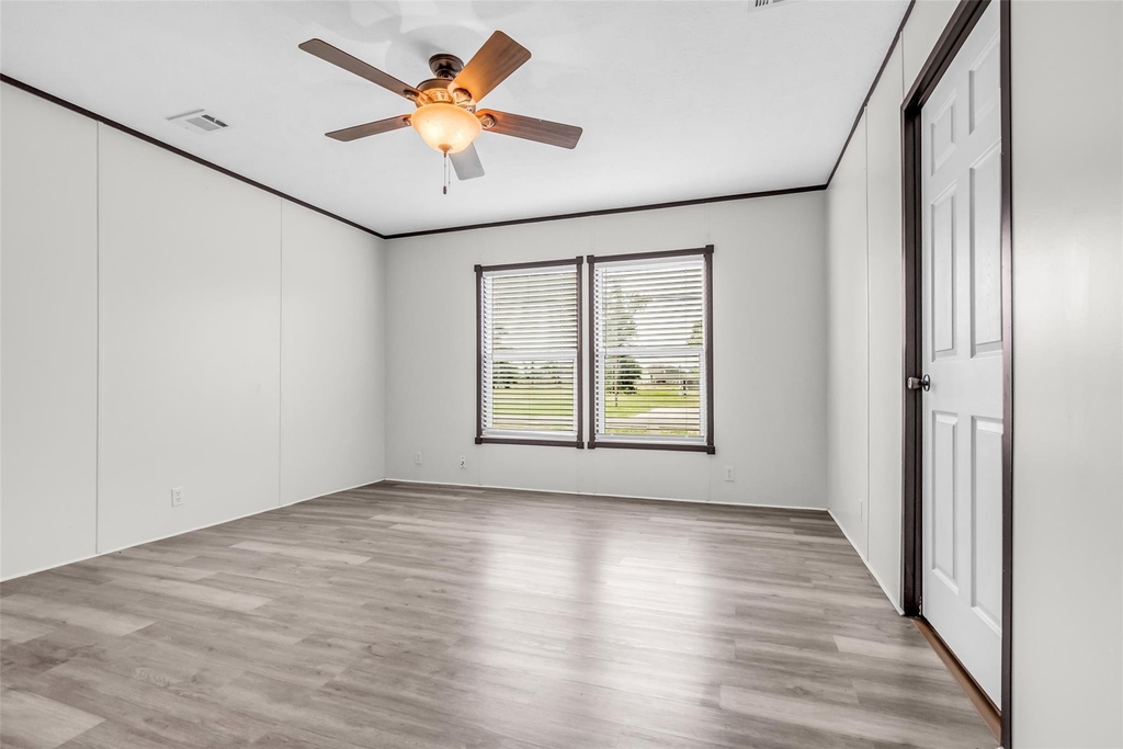 15158 Schank Road - Photo 9