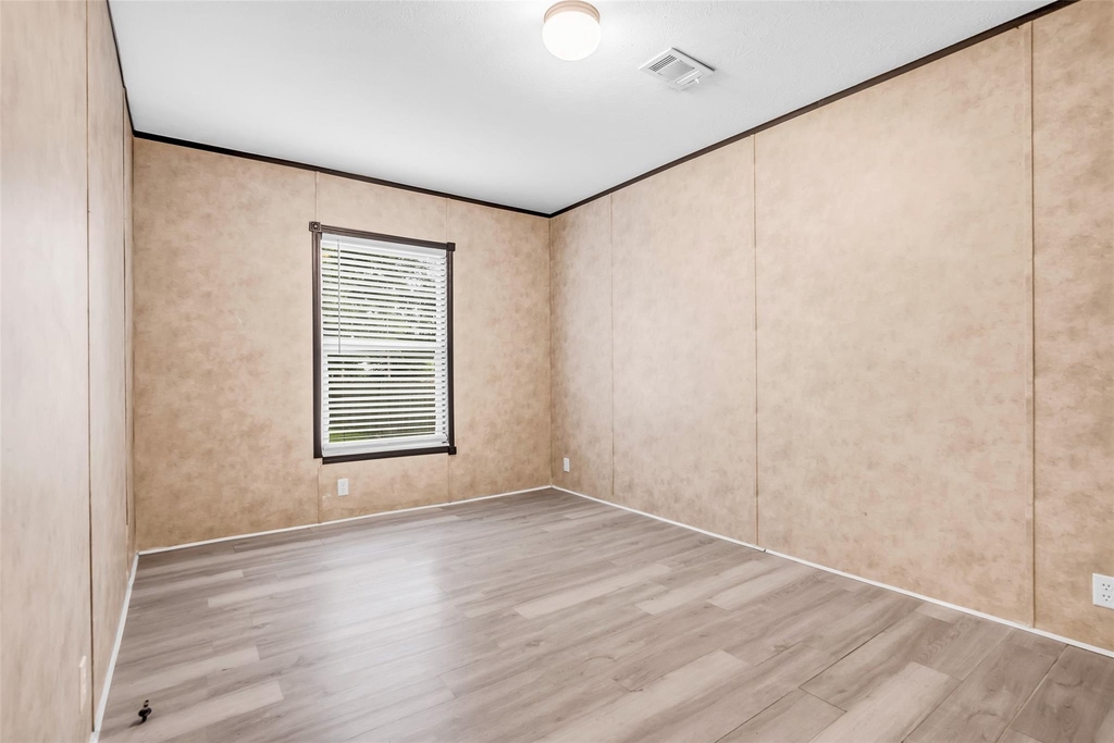 15158 Schank Road - Photo 7