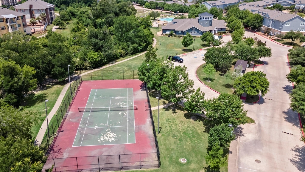 1725 Harvey Mitchell Parkway S - Photo 27