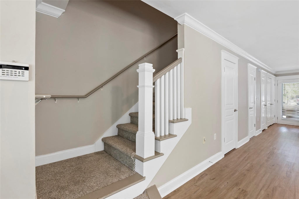 1725 Harvey Mitchell Parkway S - Photo 16