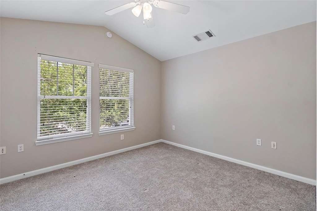 1725 Harvey Mitchell Parkway S - Photo 17