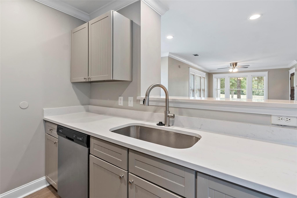 1725 Harvey Mitchell Parkway S - Photo 13