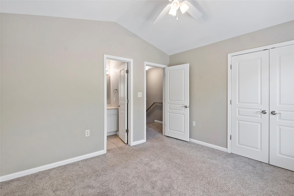 1725 Harvey Mitchell Parkway S - Photo 18