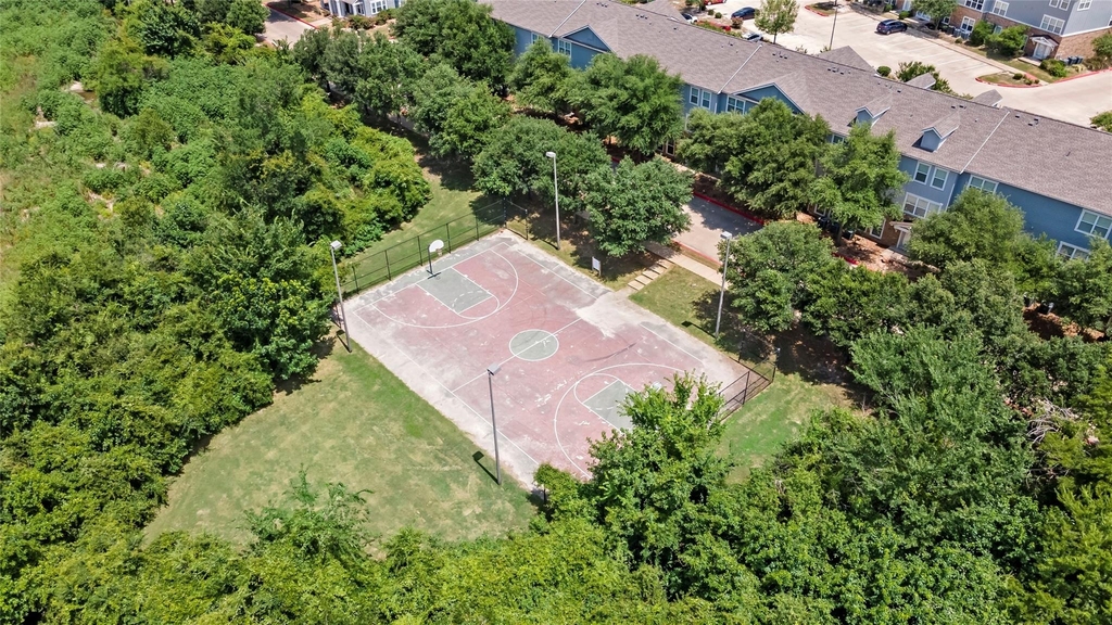 1725 Harvey Mitchell Parkway S - Photo 29