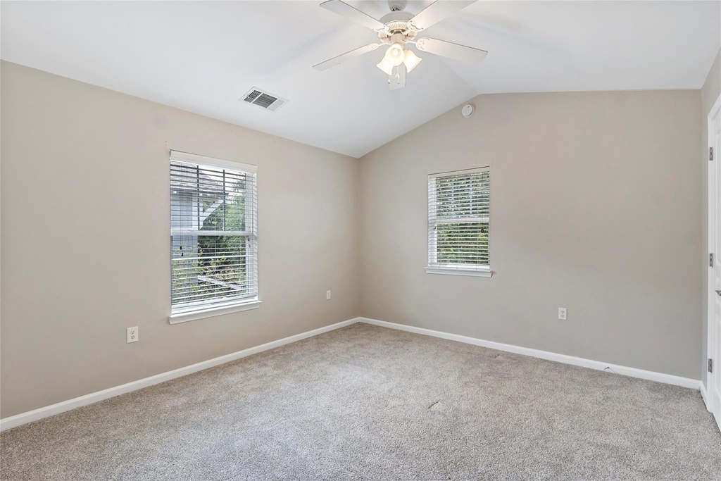 1725 Harvey Mitchell Parkway S - Photo 20