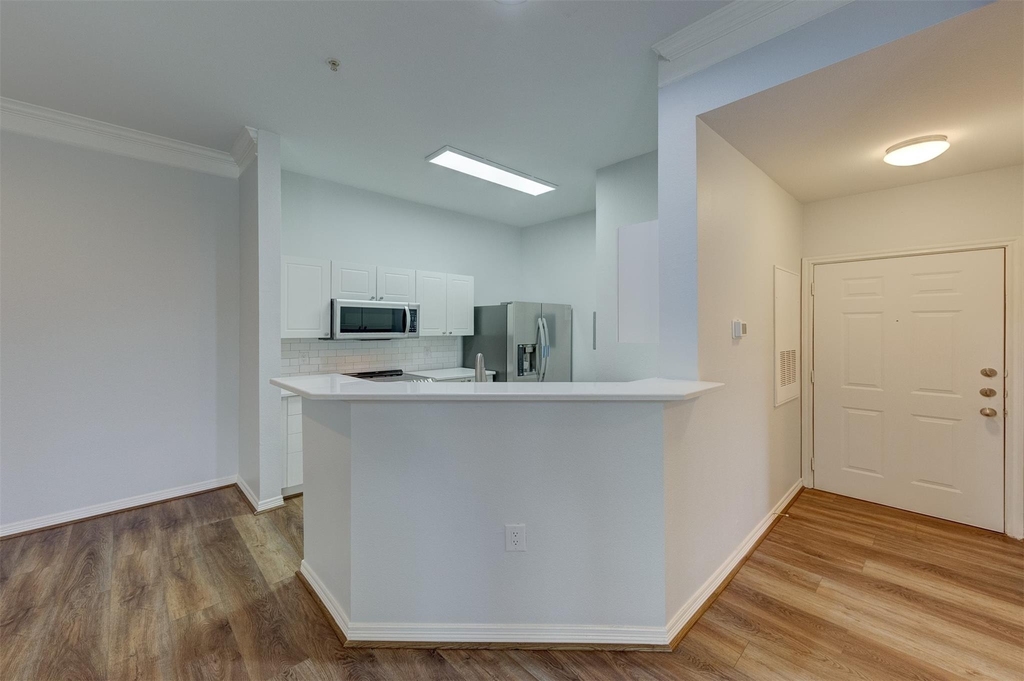 3045 Marina Bay Drive Drive - Photo 3