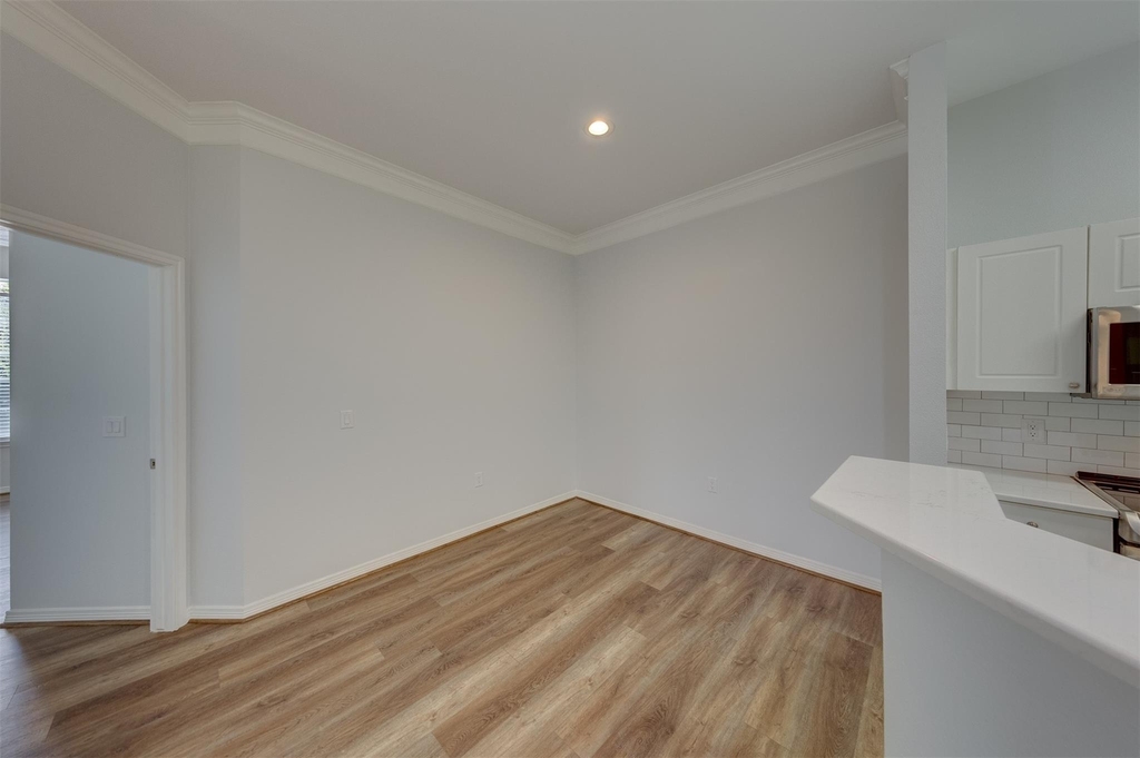 3045 Marina Bay Drive Drive - Photo 2