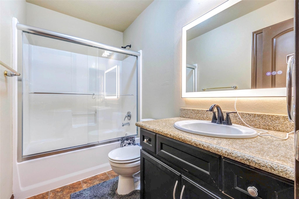 940 Oak Lynn Drive - Photo 18