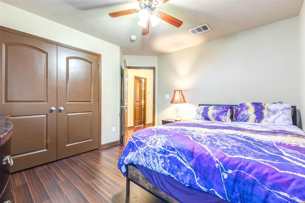 940 Oak Lynn Drive - Photo 17