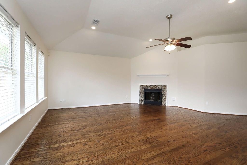 14215 Cypress Valley Drive - Photo 16
