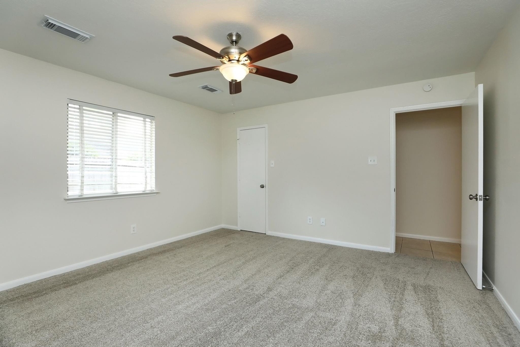 14215 Cypress Valley Drive - Photo 28