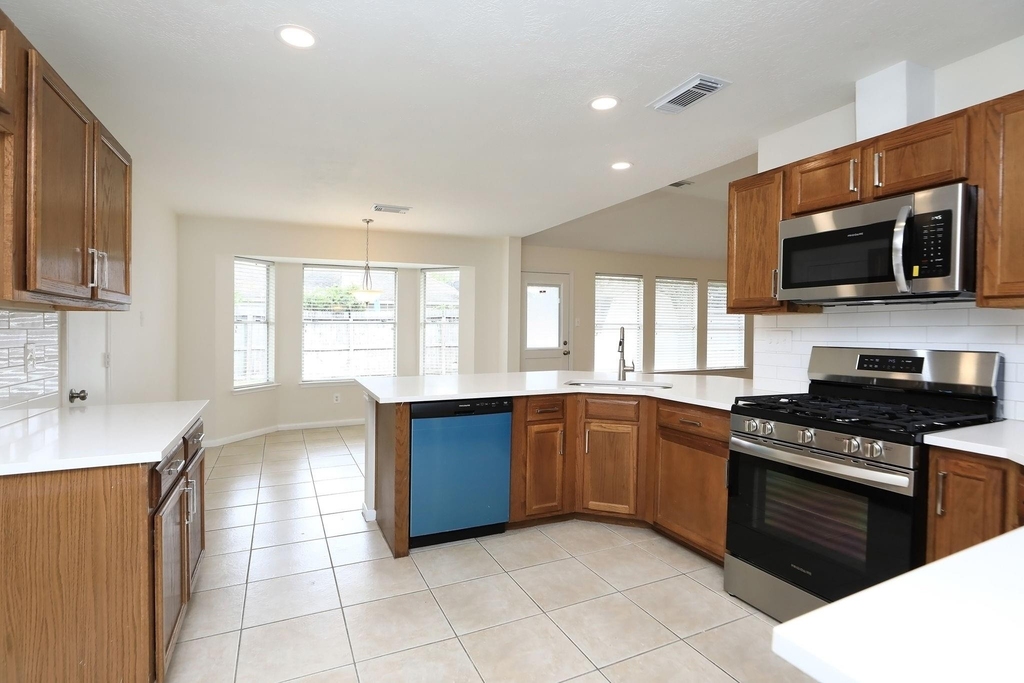 14215 Cypress Valley Drive - Photo 20