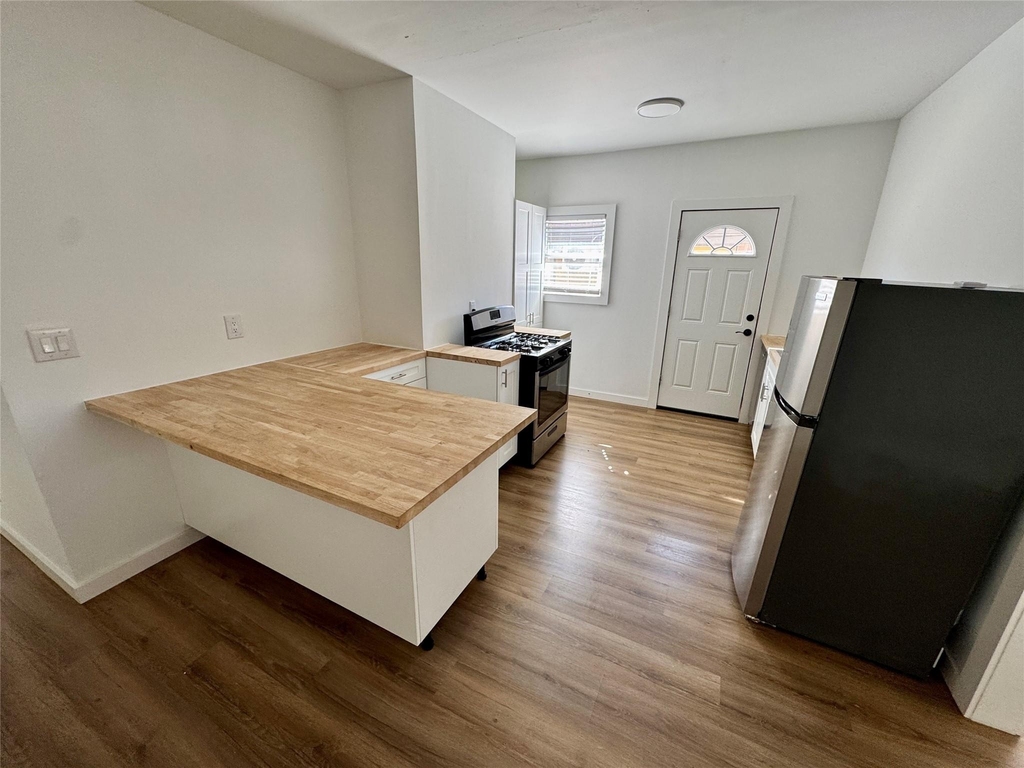 7 Hunt Street - Photo 4