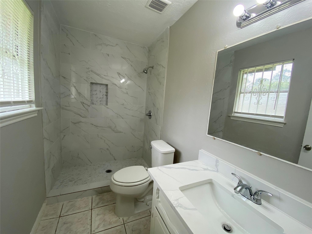 12730 Labelle Lane - Photo 8