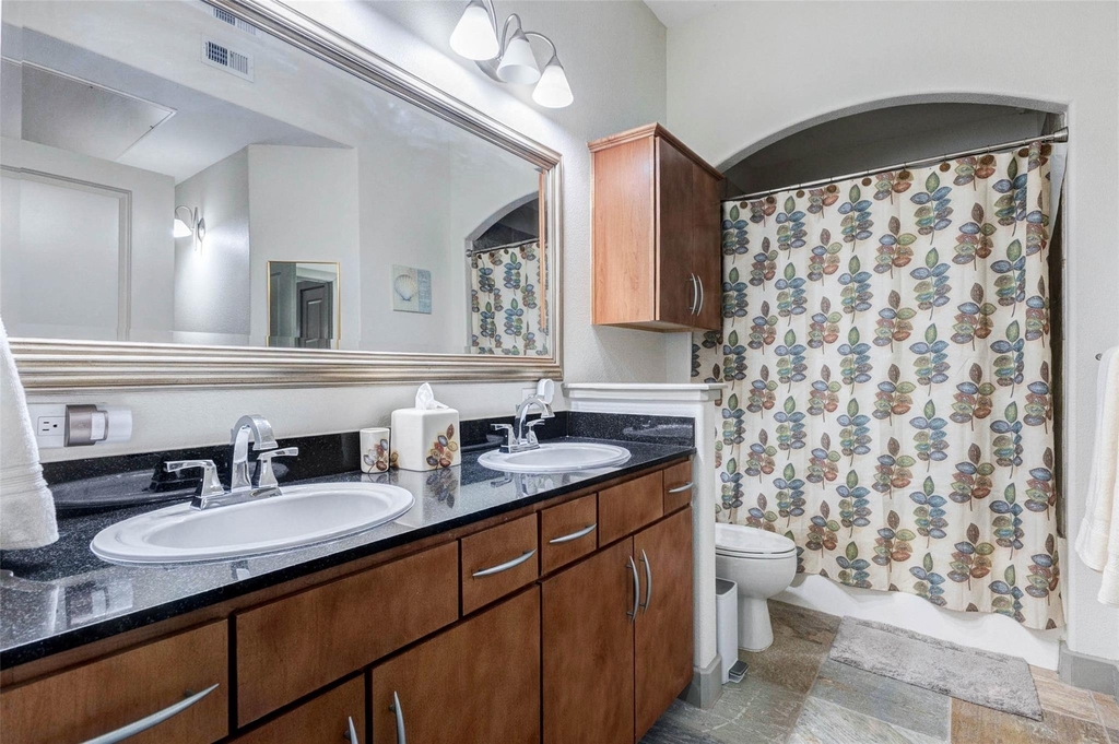 1901 Post Oak Boulevard - Photo 4