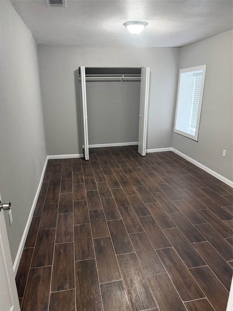 4711 Beechaven Street - Photo 3