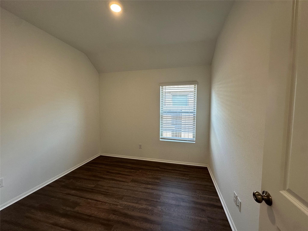 5111 Winslow Grove Drive - Photo 11