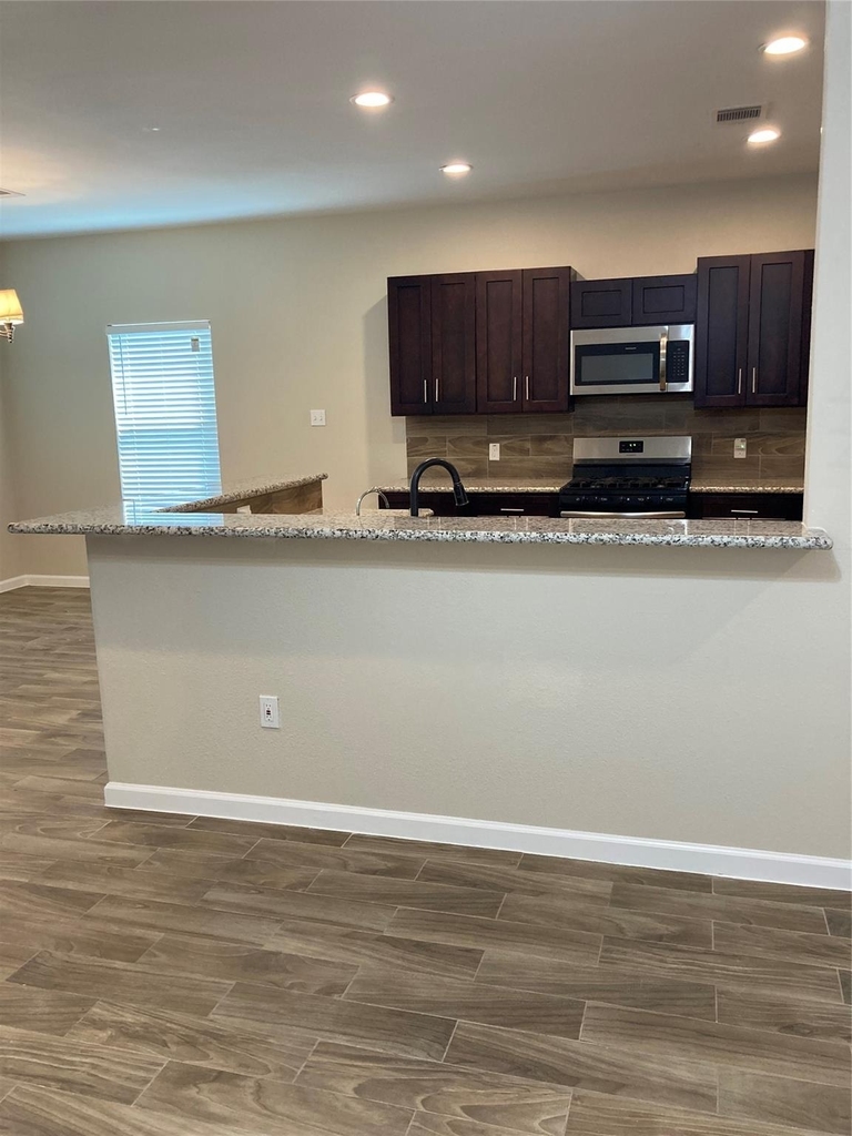 1018 Homer Street - Photo 3