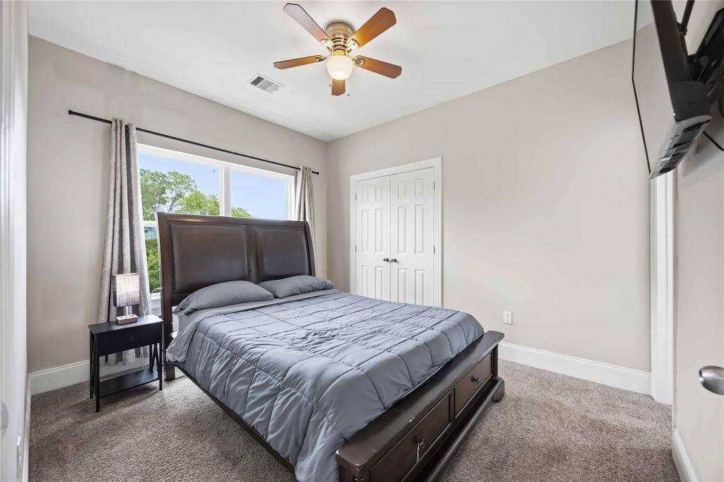 9320 Coffee Street - Photo 19