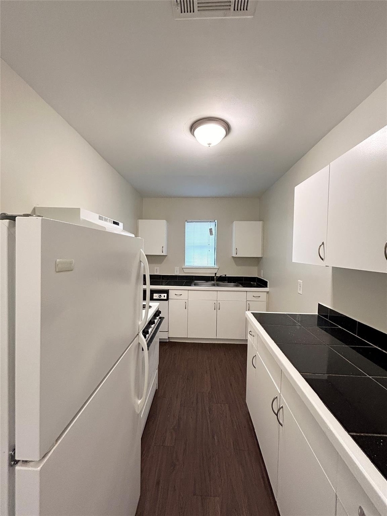 3629 N Macgregor Way - Photo 6