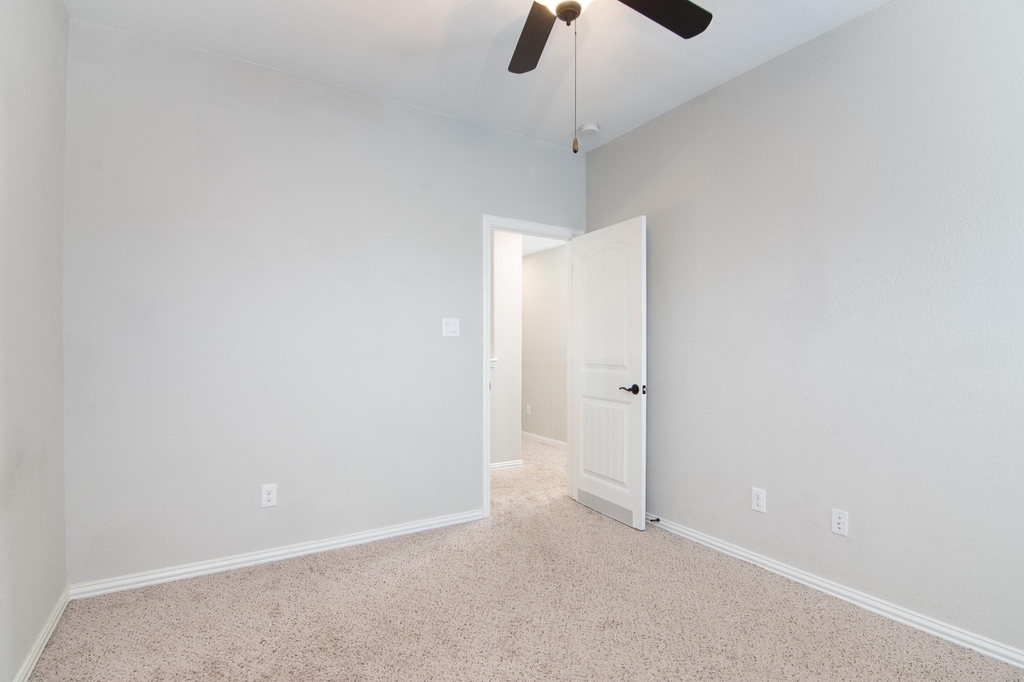 14607 W Bekapark Court - Photo 30