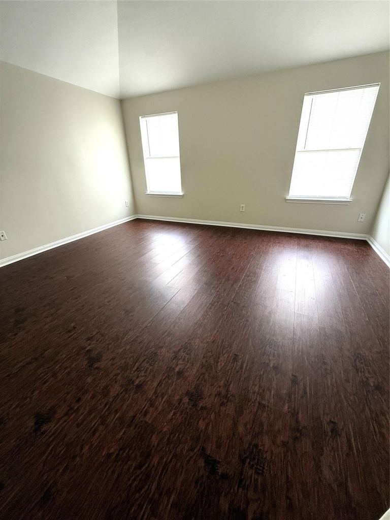6023 Barany Court - Photo 9