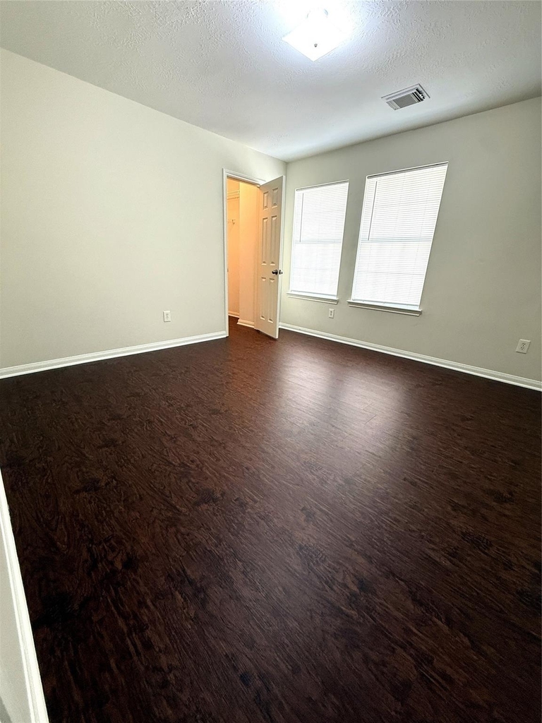 6023 Barany Court - Photo 12